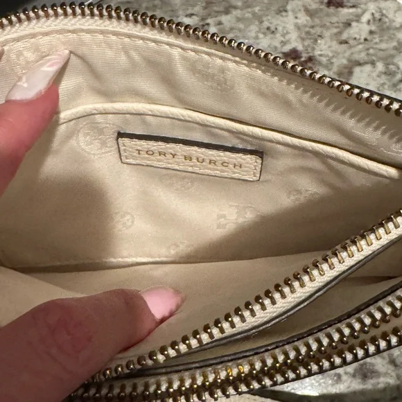 Tory Burch Blake Cream Crossbody Bag - Picture 7 of 9